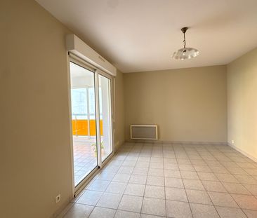 Location Appartement 2 pièces 48m² LE PEAGE DE ROUSSILLON 38550 - Photo 1