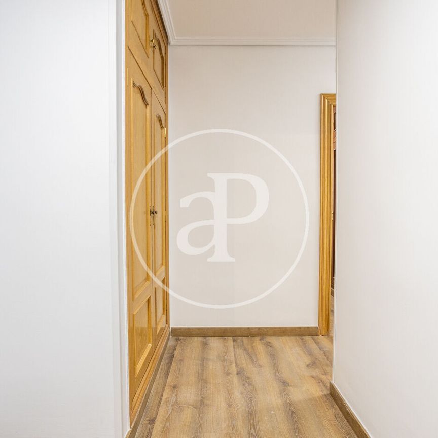 Flat for rent in Campanar (Valencia) - Photo 1