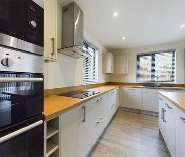 3 bedroom detached house to rent - Photo 6