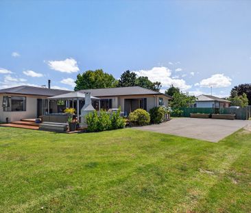 Move-In Ready Comfort on MacDonald Street - Photo 4