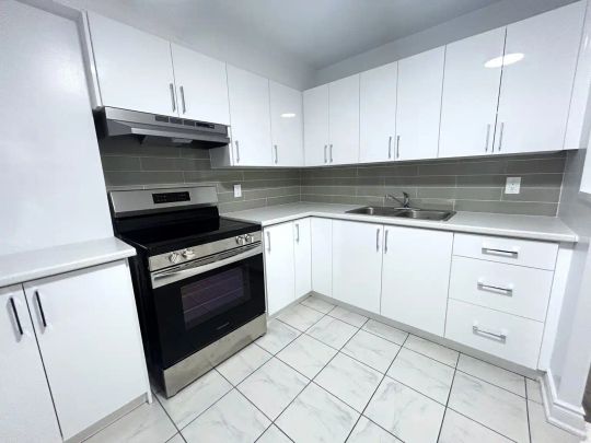 Pioneer Apartments — 41-211 - Photo 1