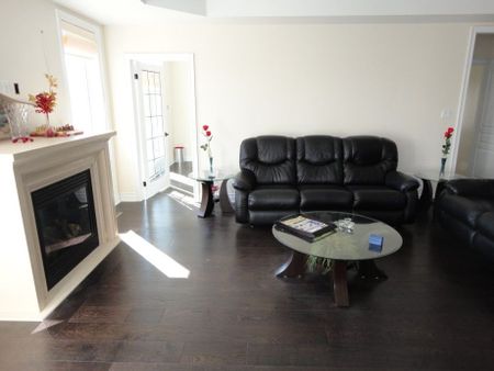 For Lease - 138 Shadow Falls Drive, Richmond Hill, Ontario - Photo 3