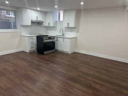 For Lease - 48 Blackberry Valley Crescent Unit# Basement, Caledon, Ontario - Photo 5