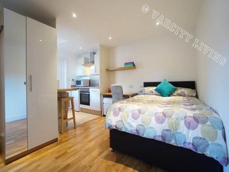 Studio, 76 Orme Road - Photo 2