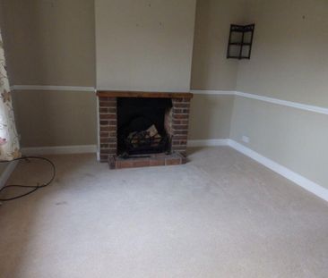 2 bedroom cottage to rent - Photo 1