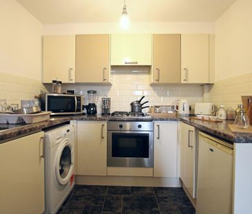 2 bedroom apartment to rent - Photo 4