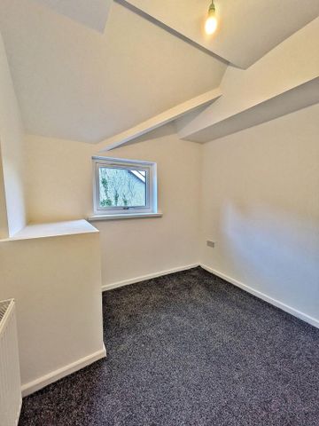 3 bedroom apartment to rent - Photo 3