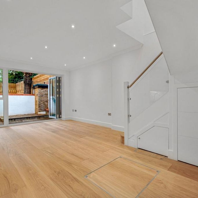 2 bedroom duplex to rent - Photo 1