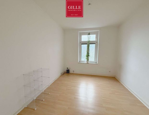 Im Herzen von Neuss: Helles Apartment mit Duschbad im charmanten Altbau in der Neusser Innenstadt - Photo 1