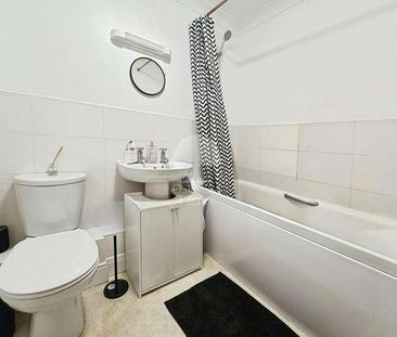 Lancastria Mews, Maidenhead, Berkshire, SL6 - Photo 6