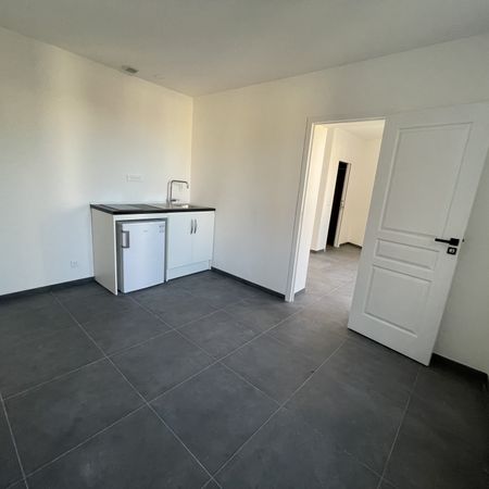 Location Appartement 2 pièces 25m² MONTMORENCY 95160 - Photo 3