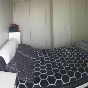 One bedroom apartment plus a living space in CBD - Photo 2