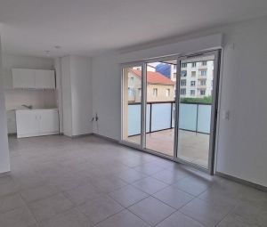 Location Appartement à GRENOBLE - Photo 1