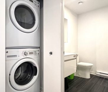 1190 Rue MacKay Montréal (Ville-Marie), QC H3G - Photo 1