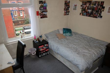 3 Bed - 15 Beamsley Grove, Hyde Park, Leeds - LS6 1LA - Student - Photo 3