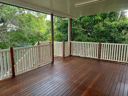 1 Newbolt Street, 4121, Holland Park Qld - Photo 2