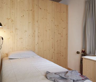 Carrer de lEncarnació, Barcelona, Catalonia 08025 - Photo 6