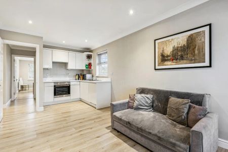 1 bedroom flat in 1 Bessborough Road - Photo 5