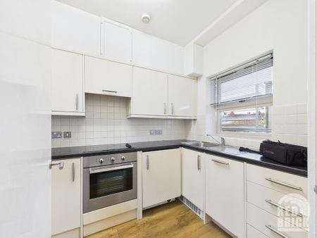 2 bedroom apartment to rent - Photo 4