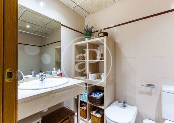 Penthouse for rent with Terrace in Paterna