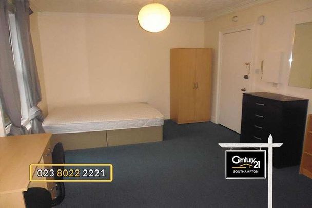 |ref: |, Westwood Road, Southampton, SO17 - Photo 1