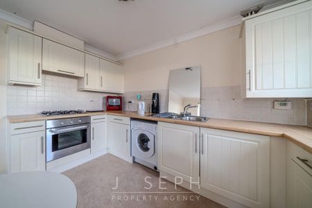 2 bedroom apartment to rent - Photo 5