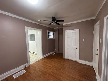 For Lease - 70 BARRETTE Street Unit# 1, Vanier and Kingsview Park, Ontario - Photo 3