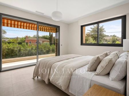 Tout savoir sur cette maison dans le quartier Village-Le Val-Cabrieres, à Mougins - Photo 4