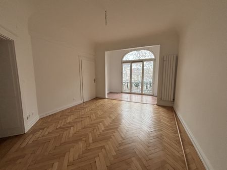 Appartement 4 pièce(s) 2 chambre(s) 107 m² - Photo 2