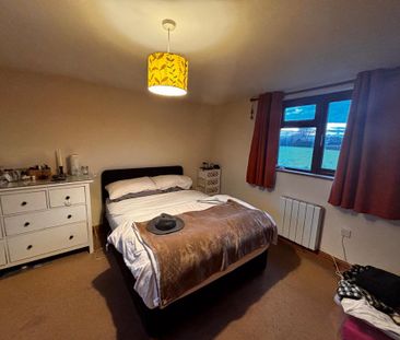 2 bedroom detached bungalow to rent - Photo 3