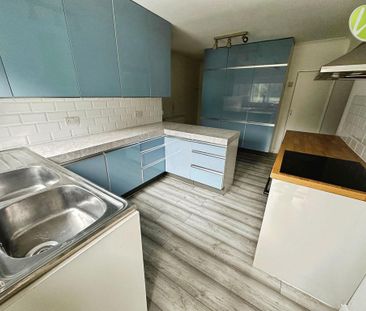 3 bedroom property to rent - Photo 6
