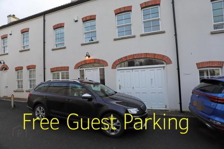 SHORT TERM LET, Meeting Street, Hillsborough, BT26 6GP - Photo 4