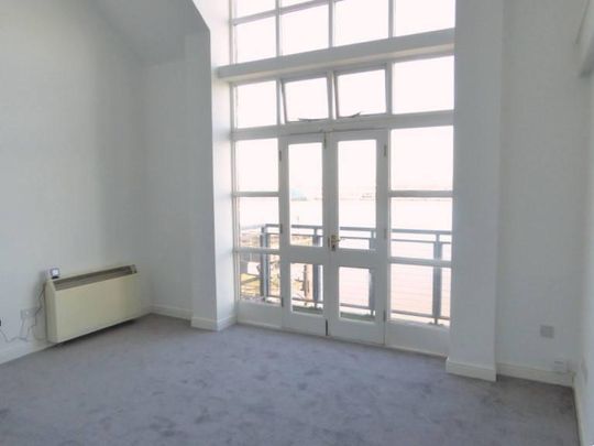 3 bedroom flat to rent - Photo 1