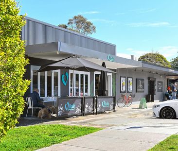 Exceptional Family Home With Water And National Park Views - Photo 3