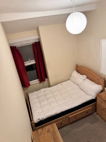 Room in a Shared House, Bath Road, BS4 - Photo 4