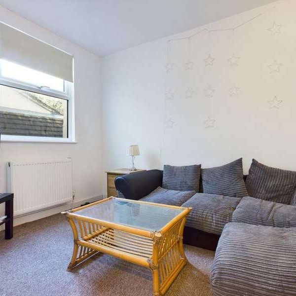 Lynton Street, Brighton, BN2 - Photo 1