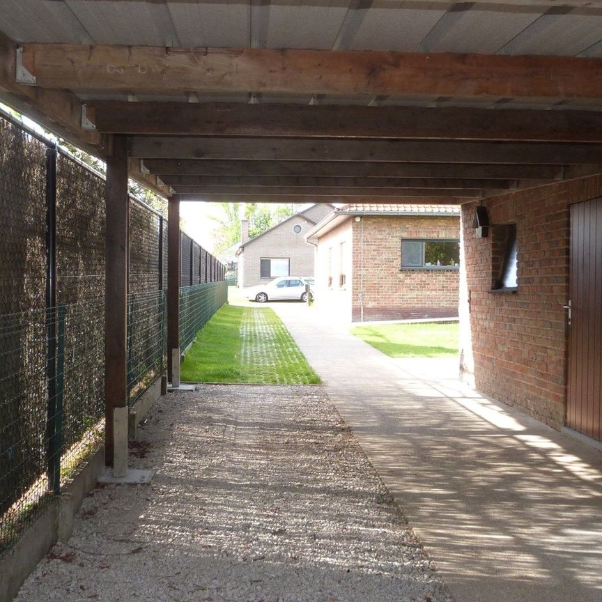 Rustig gelegen alleenstaande woning met tuin - Foto 1