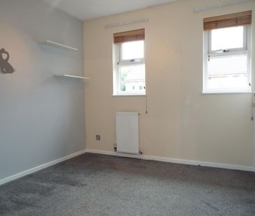 2 bedroom house to rent - Photo 1
