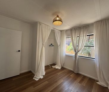 RENOVATED HOME WITH SOLAR PANELS ! - Photo 3