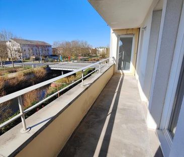 Location Appartement 3 pièces 66m² STE GENEVIEVE DES BOIS 91700 - Photo 4