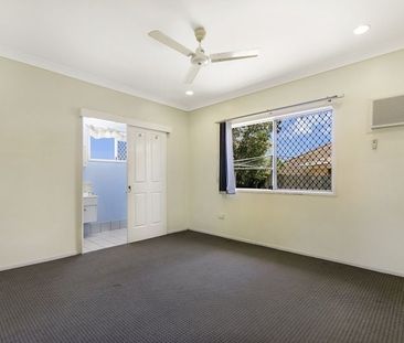 56 Eucalyptus Avenue, Annandale - Photo 3