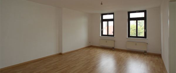 Gemütliche DG-Wohnung mit Laminat – ID 316 - Foto 1
