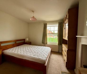 1 bedroom terraced house to rent - Photo 2