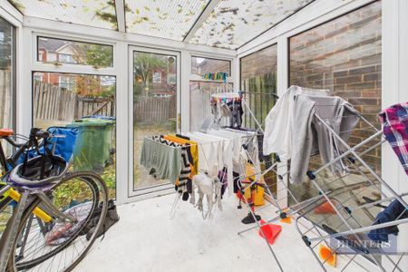 4 bedroom terraced house to rent - Photo 5