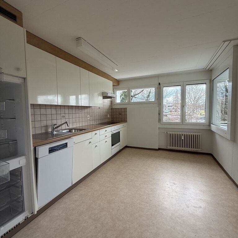 Attractive apartment in a sunny residential area - Photo 1