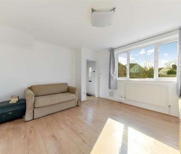 New Close, Colliers Wood, SW19 - Photo 3