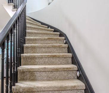 For Lease - 49 Marina Point Crescent, Hamilton, Ontario - Photo 1