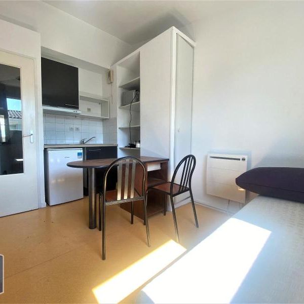 Location Appartement 1 pièce 18m² AVIGNON 84000 - Photo 1