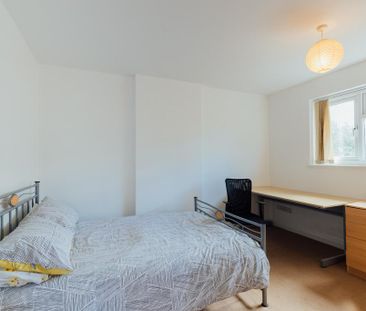 5 bedroom house to rent - Photo 4