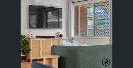 Fully Renovated Family Home Offering Style, Comfort & Convenience - Photo 3